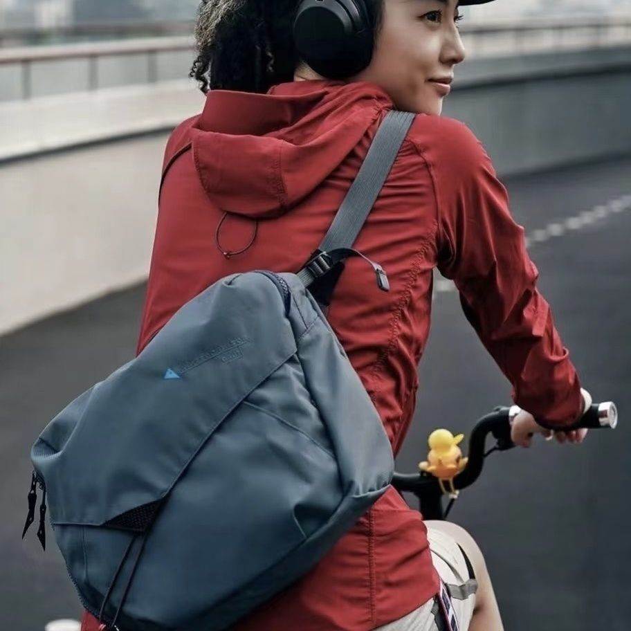 8L Outdoor Messenger Bag Large - Cycling Commuter review and price
