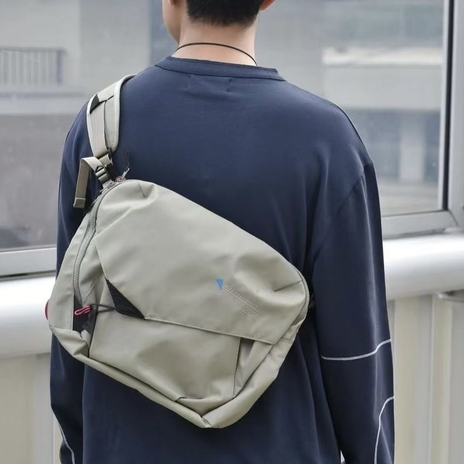 8L Outdoor Messenger Bag Large - Cycling Commuter review and price